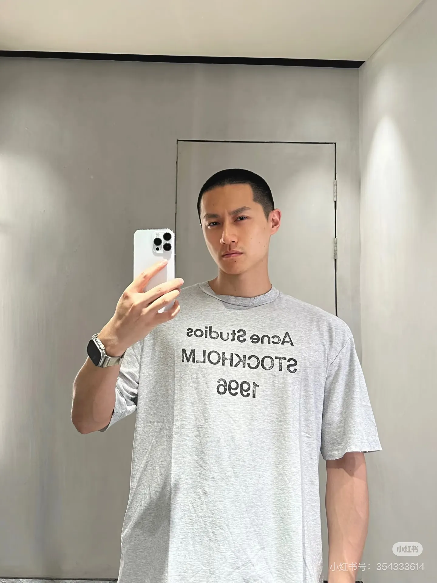 【 】Acne （Gray）